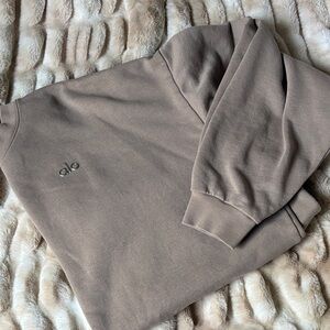 Alo Gravel Accolade crew neck pullover